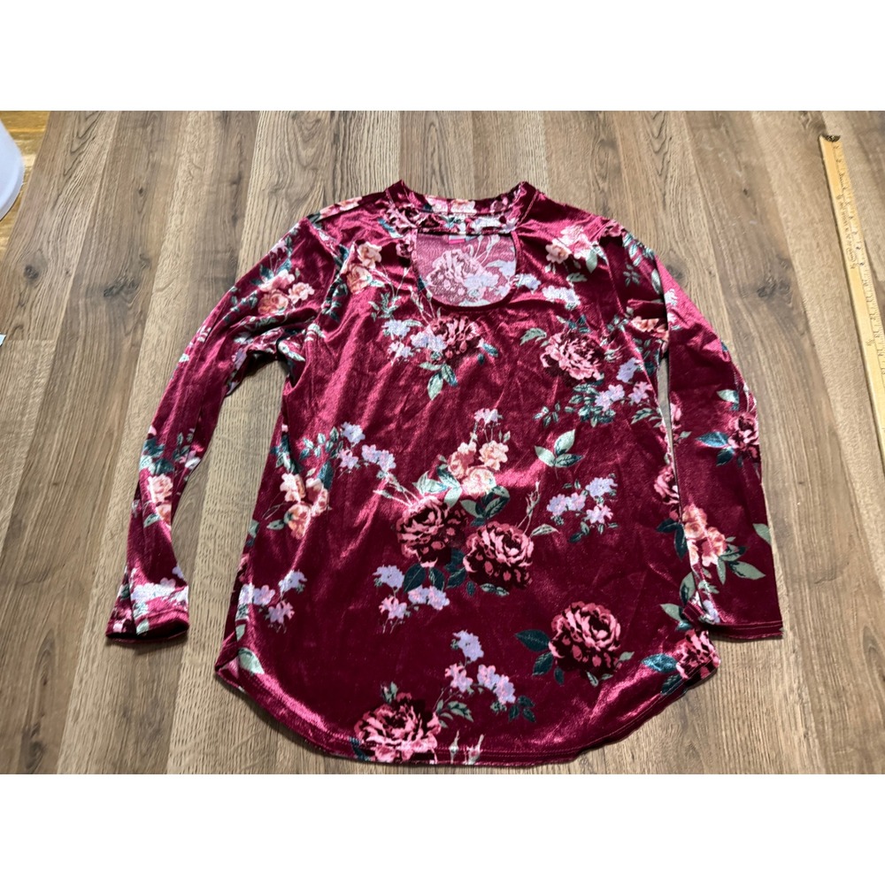 No Boundaries Shirts Women Size XL Burgundy Brick Long Sleeve Floral Velvet Top